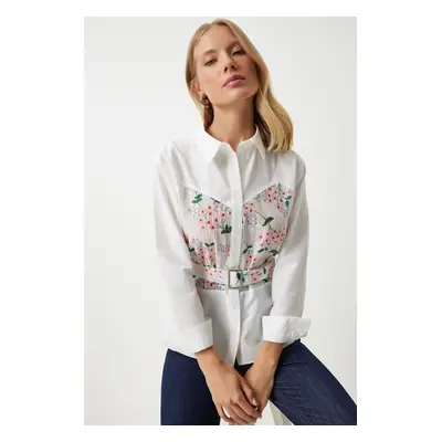 Happiness İstanbul Women's Ecru Pink Floral Embroidery Detailed Woven Shirt