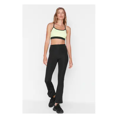 Sportovní legíny Trendyol Black Pull-On Flared Leg Yoga