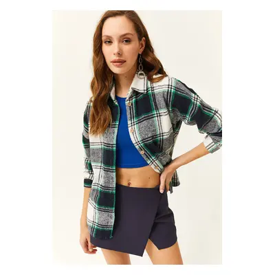 Olalook Women's Ecru Green Plaid Lumberjack Shirt