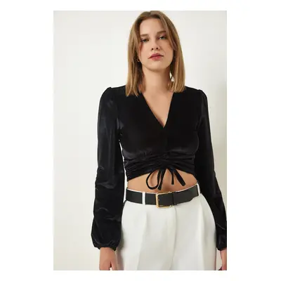 Happiness İstanbul Black Deep V Neck Crop Velvet Blouse