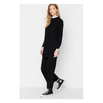 Trendyol Black Pearl and Tulle Detailed Sweater-Pants Knitwear Set