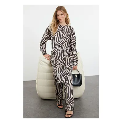 Trendyol Beige Crinkle Knitted Animal Zebra Patterned Long Tunic Top-Bottom Set