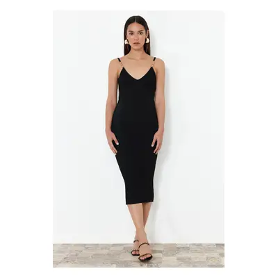 Trendyol Black Midi Knitwear Dress With Metal Accessory Detail