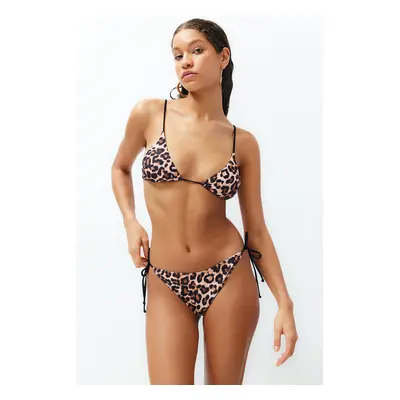 Trendyol Leopard Patterned Regular Mix&Match Bikini Bottom