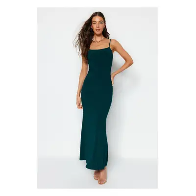 Trendyol Emerald Green Vypasované páskové maxi elastické pletené šaty