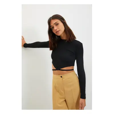 Dámský crop top Trendyol Tie detailed