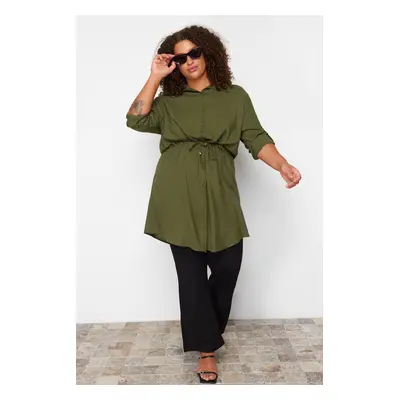 Trendyol Curve Khaki Plus Size Skládací Tkaná Košile s Řaseným Pasem