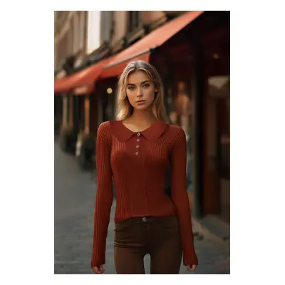 Pletený svetr Trendyol Tile Polo Neck