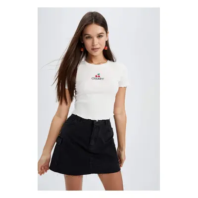 DEFACTO Coool Fitted Short Sleeve T-Shirt