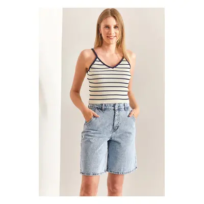 Bianco Lucci Women's Denim Shorts