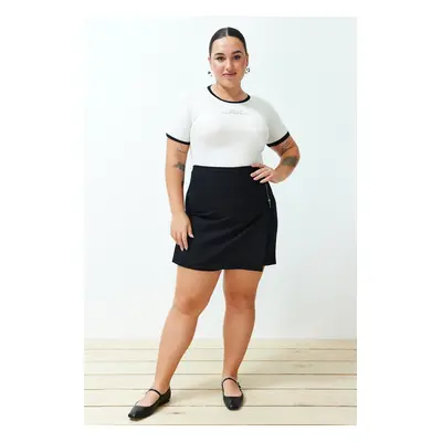 Trendyol Curve Black Zipper Detailed Shorts Skirt