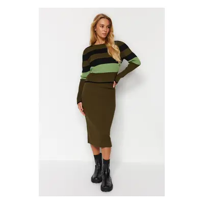 Trendyol Khaki Color Block Skirted Knitwear Bottom-Top Set