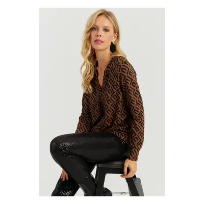 Cool & Sexy Women's Camel-Black V Neck Blouse