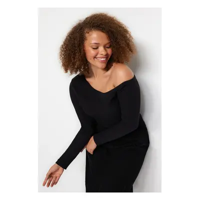 Trendyol Curve Black Boat Neck Corded Knitted Blouse