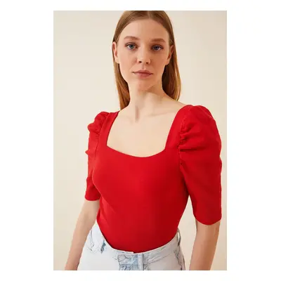 Happiness İstanbul Women's Red Square Neck Ribbed Crop Blouse