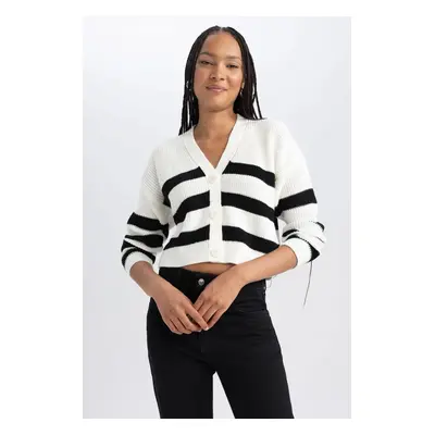 DEFACTO Regular Fit V Neck Striped Buttoned Knitted Cardigan