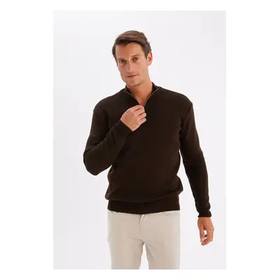 DEFACTO Standard Fit Regular Cut Stand Collar Zippered Basic Plain Knitwear Sweater