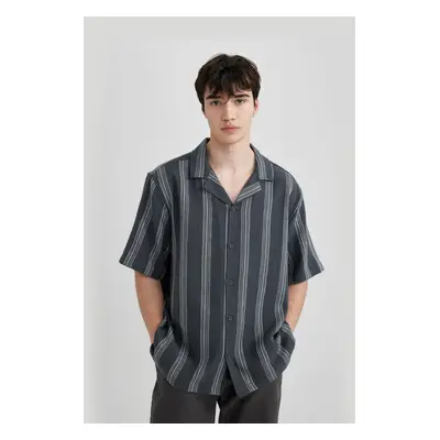 DEFACTO Relax Fit Wide Collar Striped Short Sleeve Shirt