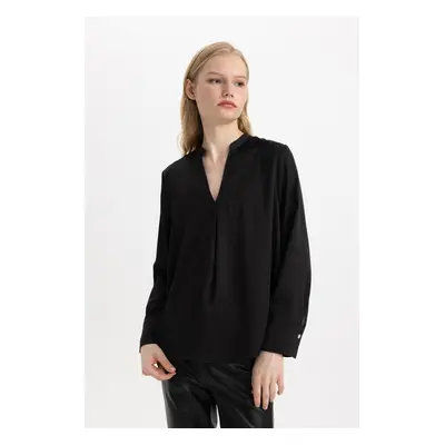 DEFACTO Regular Fit Open Neck Satin Long Sleeve Blouse