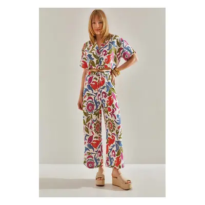 Bianco Lucci Women's Red Ethnic Patterned Palazzo Crop Suit with Double Trousers