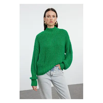 Trendyol Green Crop Soft Textured Basic Thick Knit Detailed Knitwear Sweater