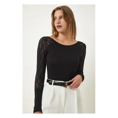 Happiness İstanbul Women's Black Lace Sara Knitted Blouse