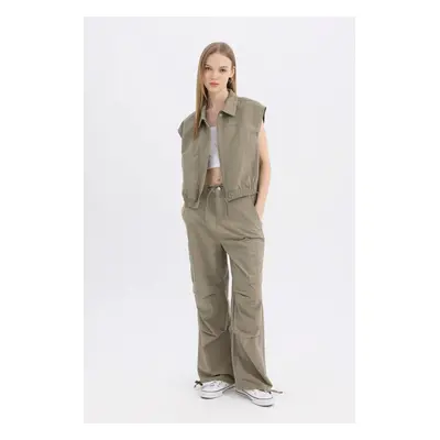 DEFACTO Cool Parachute Gabardine Trousers with Tie Waist and Pockets Wide Leg