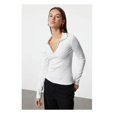 Trendyol Ecru Knitwear Collar Detailed Fitted Flexible Knitted Blouse