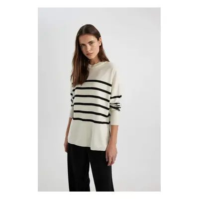 DEFACTO Relax Fit Soft Texture Striped Crew Neck Basic Plain Sweater Tunic