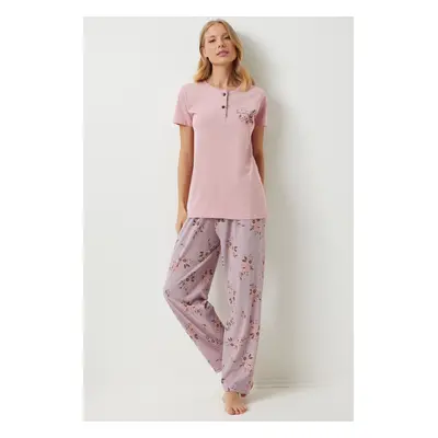 Happiness İstanbul Women's Pink Buttoned T-Shirt Floral Pants Knitted Pajama Set