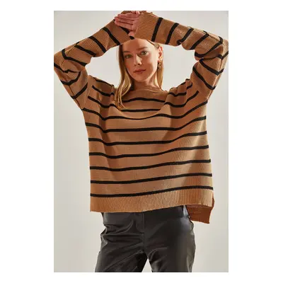 Bianco Lucci Women's Crew Neck Striped Knitwear Sweater