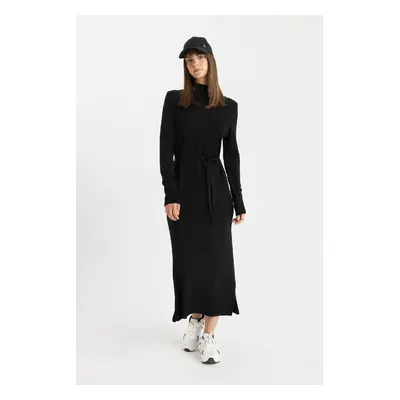 DEFACTO Regular Fit Half Turtleneck Basic Plain Slit Long Sleeve Maxi Knit Dress