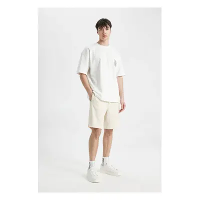 DEFACTO Regular Fit Straight Leg Pocket Basic Plain Shorts