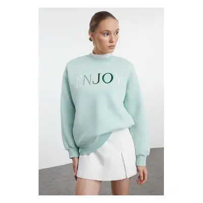 Trendyol Mint Slogan Embroidery Detailed Regular/Normal Pattern Crew Neck Knitted Sweatshirt