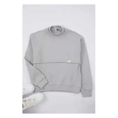 Trendyol Limited Edition Grey Oversize/Wide Cut Labeled Inside Fleece Sweatshirt