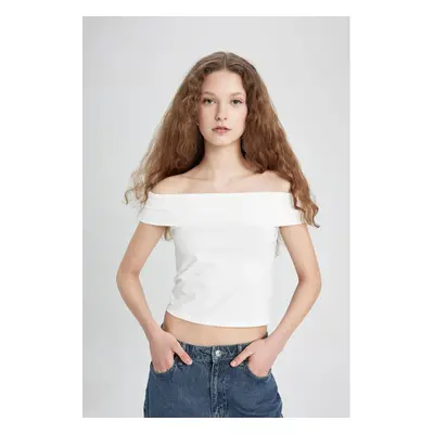 DEFACTO Fitted Off Shoulder Short Sleeve T-Shirt