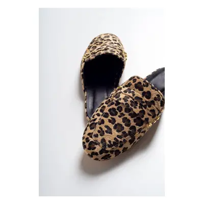 Dámské hnědé pantofle z pravé kůže s leopardím vzorem od LuviShoes