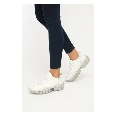 Butigo 19K-958 White Woman Sneaker