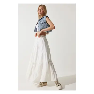 Happiness İstanbul Woman's White Flounced Summer Loose Comfortable Skirt