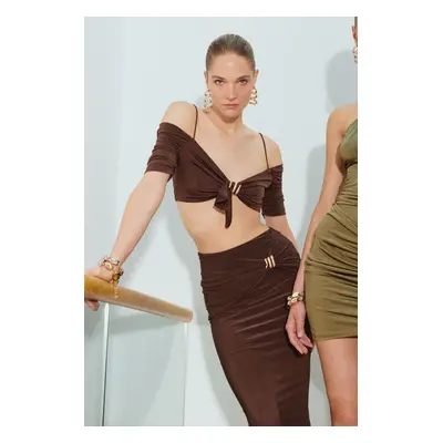 Trendyol X Zeynep Tosun Brown Knitted Snake Accessory Detailed Skirt