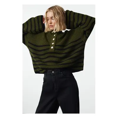 Trendyol Khaki Wide Neck Striped Knitwear Sweater