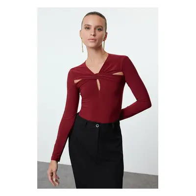 Trendyol Claret Red Cut Out/Window Detailed Knitted Bodysuit