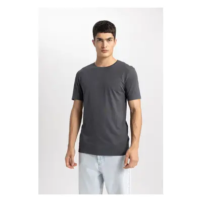 DEFACTO Slim Fit Slim Cut Crew Neck Short Sleeve Basic Plain T-Shirt