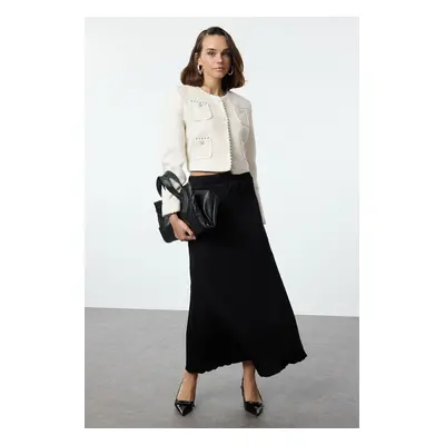 Trendyol Black Textured A Line/A Cut Waist Elastic Lined Midi Skirt