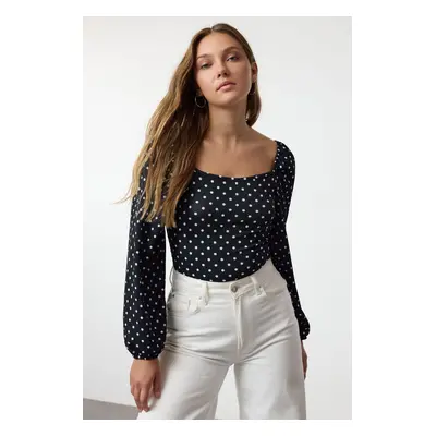 Trendyol Navy Blue Polka Dot Fitted Square Neck Wrap/Textured Knitted Blouse