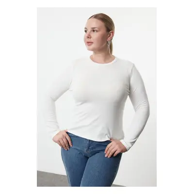 Trendyol Curve Ecru Premium Viscose Crew Neck Crop Flexible Knitted Blouse