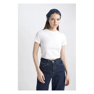 DEFACTO Cool Fitted Basic Short Sleeve T-Shirt