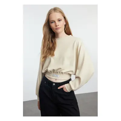 Trendyol Black Relaxed/Comfortable Pattern Soft Touch Crop Label Detailed Knitted Sweatshirt