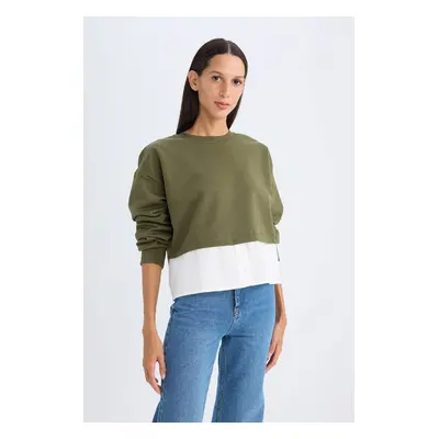 DEFACTO Relax Fit Crew Neck Hem Detailed Basic Plain Sweatshirt