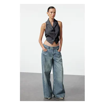 Trendyol Anthracite Fitted Button Detailed Crop Woven Vest